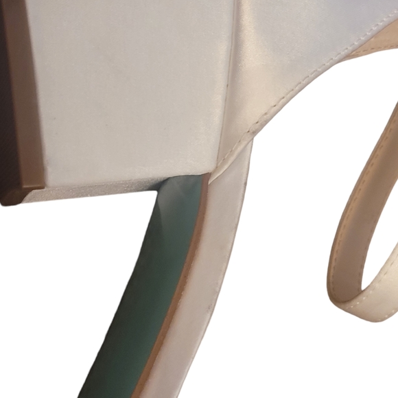 WOMEN'S BETSEY JOHNSON SB-MEL SPECIAL OCCASION DRESS SANDALS - Picture 6 of 6